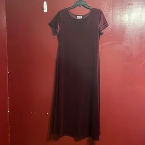that’s me size S red velvet dress